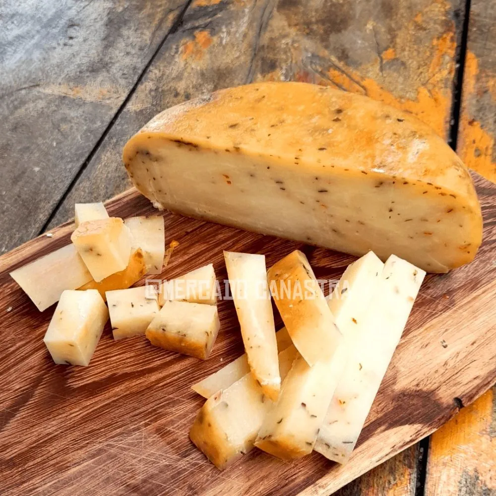 queijo_tipo_roquefort_mineiro_550g_131_2_6afaa144985a70ea490bf44fe3b644c7